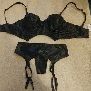 Bra and matching garter panty set